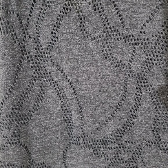 Gap Womens Shirt Size S Gray Open Knit Soft Sleeveless Lightweight Flowy Casual - Picture 3 of 6